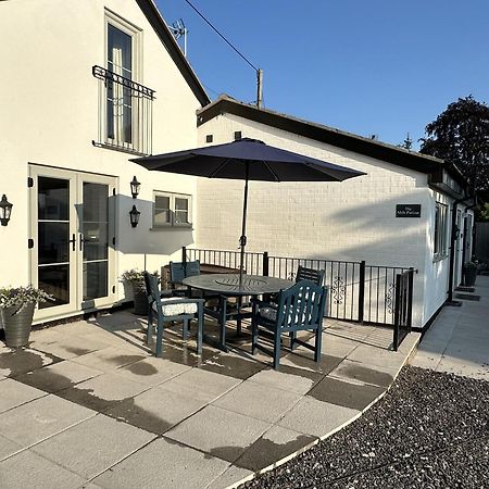 Finwood Green Farm Holiday Cottages-The Calf Shed And The Milk Parlour Henley-in-Arden Exterior photo