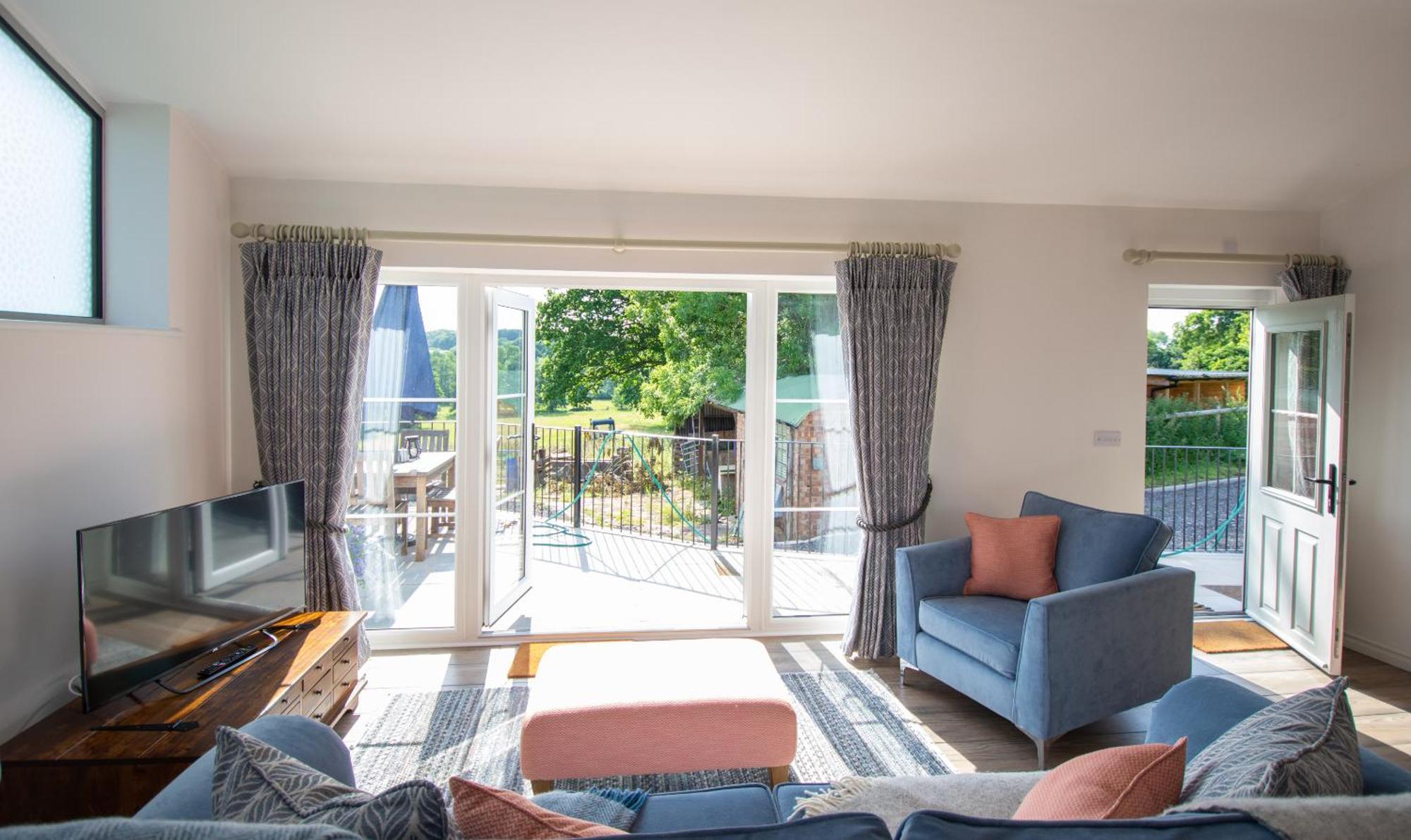 Finwood Green Farm Holiday Cottages-The Calf Shed And The Milk Parlour Henley-in-Arden Room photo